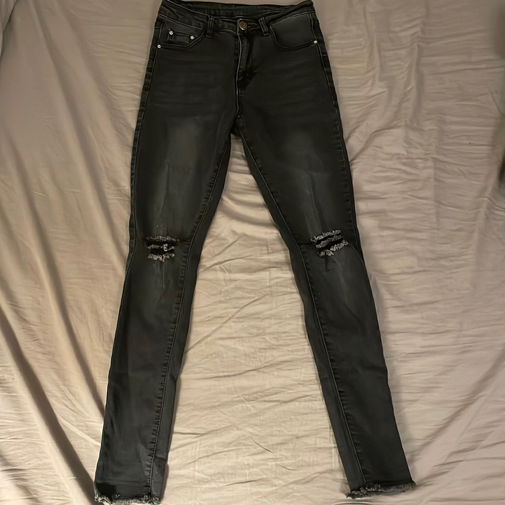 Black Ripped Skinny Jeans